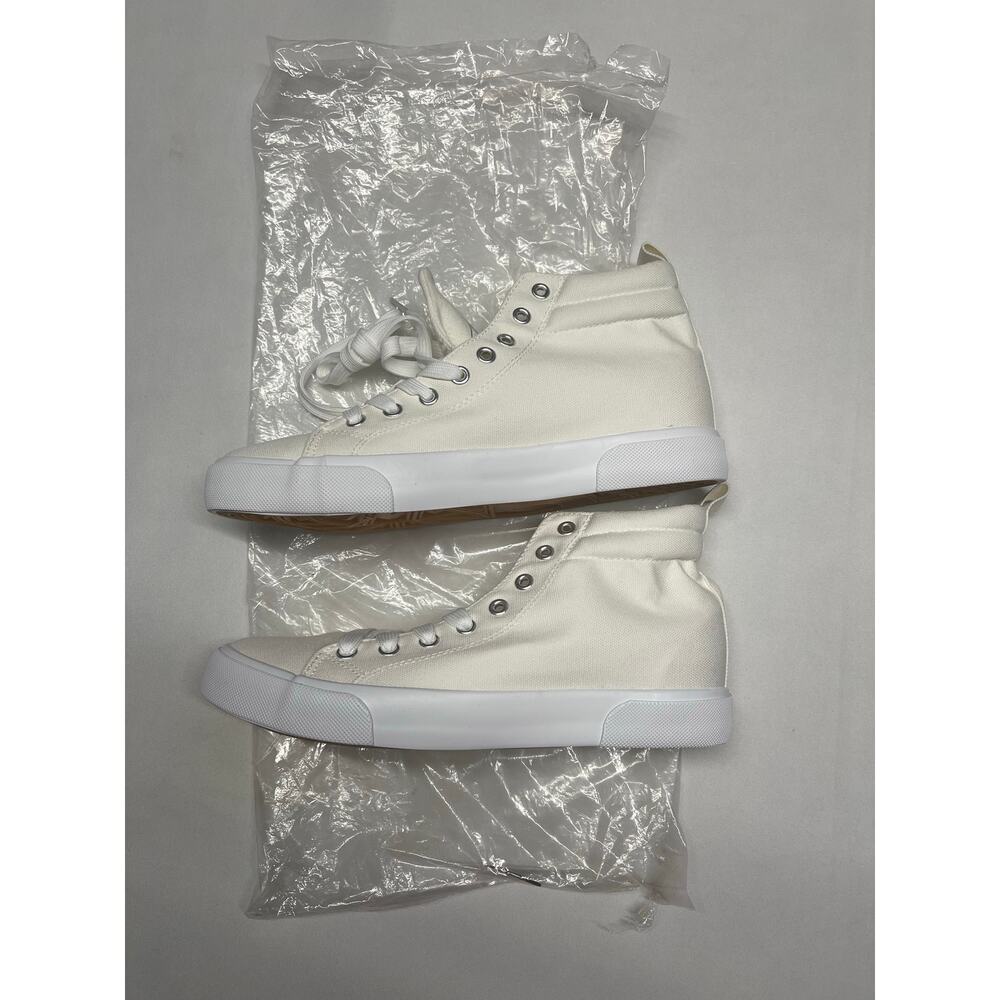 Classic White Canvas High Tops women’s size 8